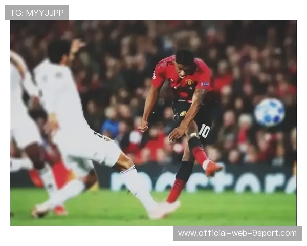 拉什福德反击内切,曼联远射差点扳平,拉什福德曼联首秀